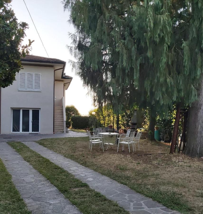 B&B Le rose di Paola Santa Maria a Monte Esterno foto