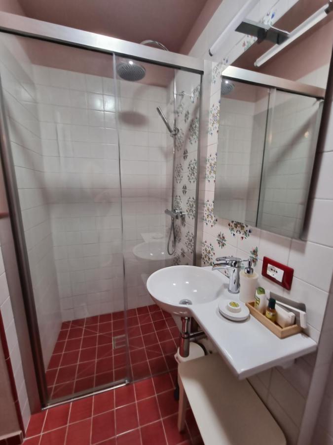 B&B Le rose di Paola Santa Maria a Monte Esterno foto