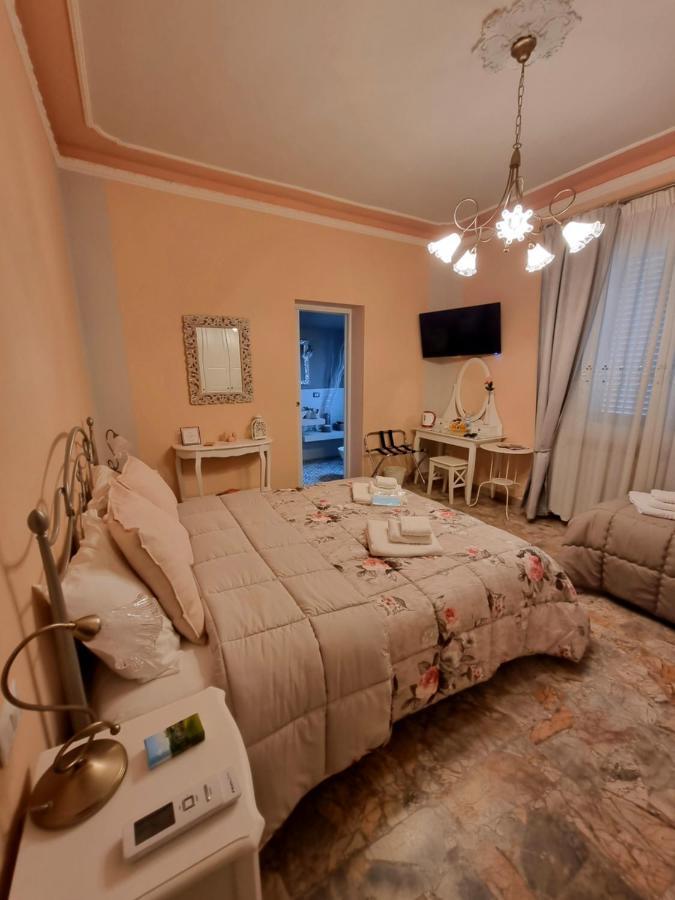 B&B Le rose di Paola Santa Maria a Monte Esterno foto
